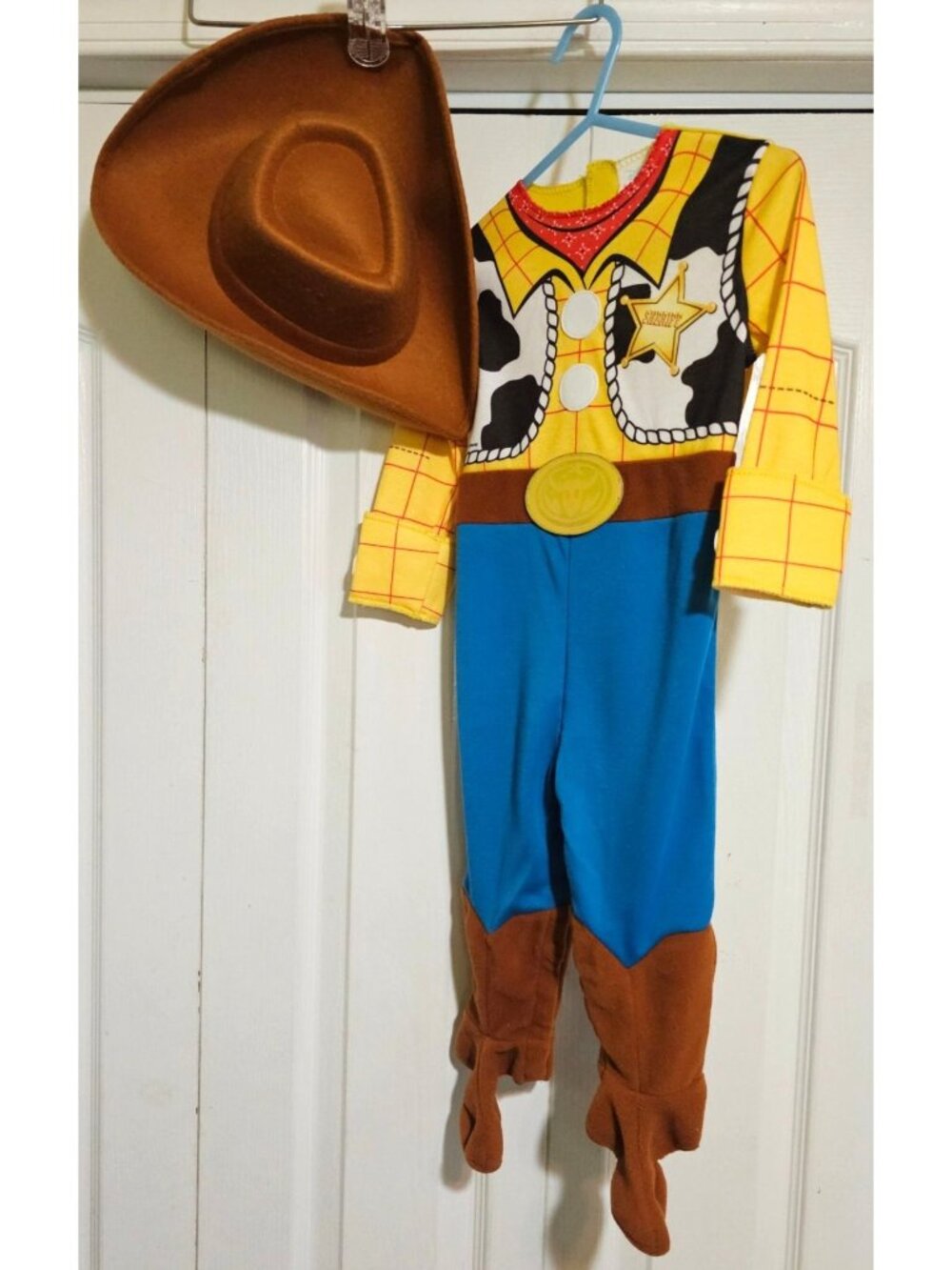 Toy Story Woody Costume Disney Baby 12-18 Months Jumpsuit Hat Disguise Halloween